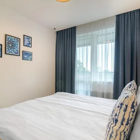 Onda - Coral Complex With Parking & Pool Apartament Varna