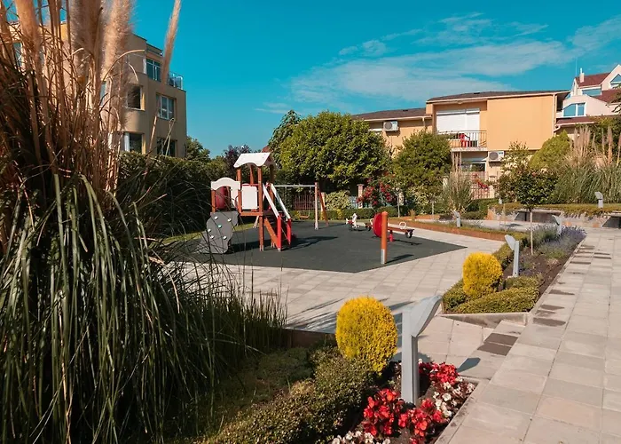 Onda - Coral Complex With Parking & Pool * Varna